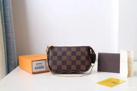 First bags ru POCHETTE LOUIS MINI ACCESSOIRES VUITTON 0612